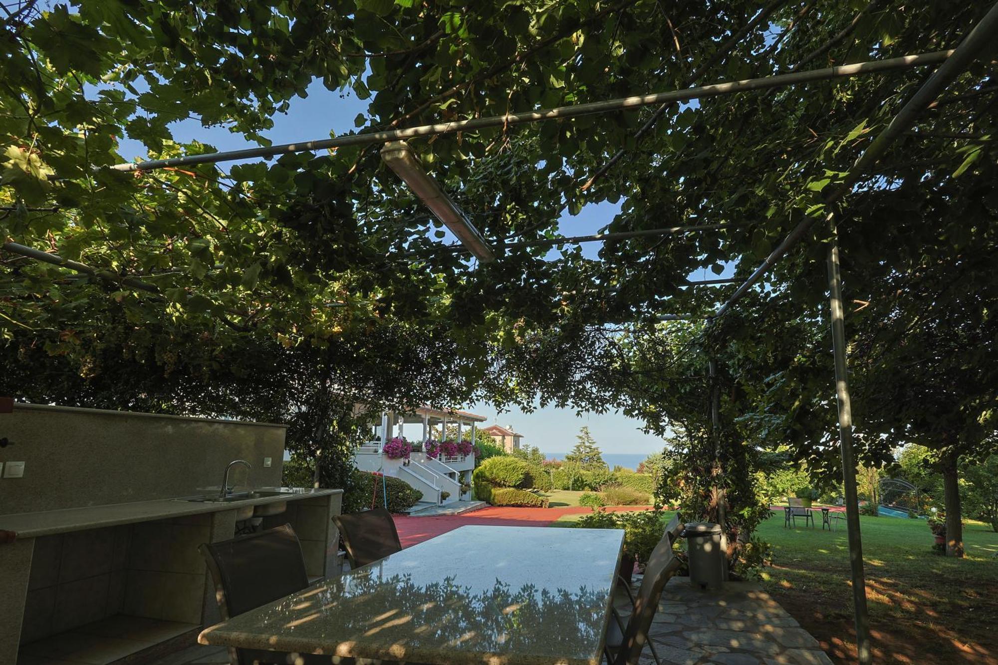 Willa Tammy'S Garden House Leptokaria Zewnętrze zdjęcie