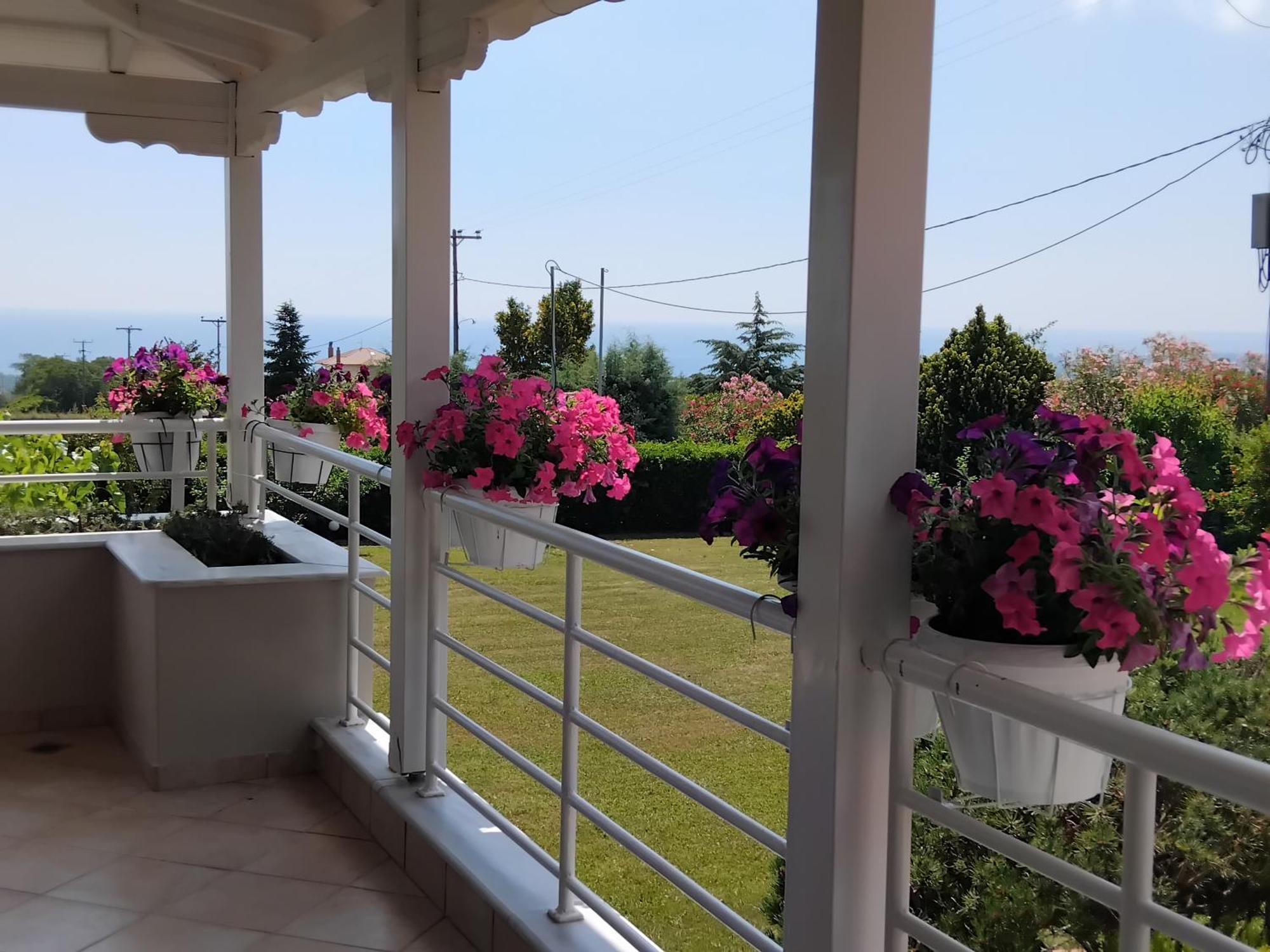 Willa Tammy'S Garden House Leptokaria Zewnętrze zdjęcie